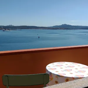 Appartamentino Panoramico...con Finestra Sul Mare! Appartement